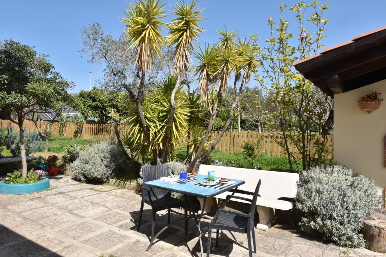 Villa Tina Santa Maria di Castellabate Exterior foto